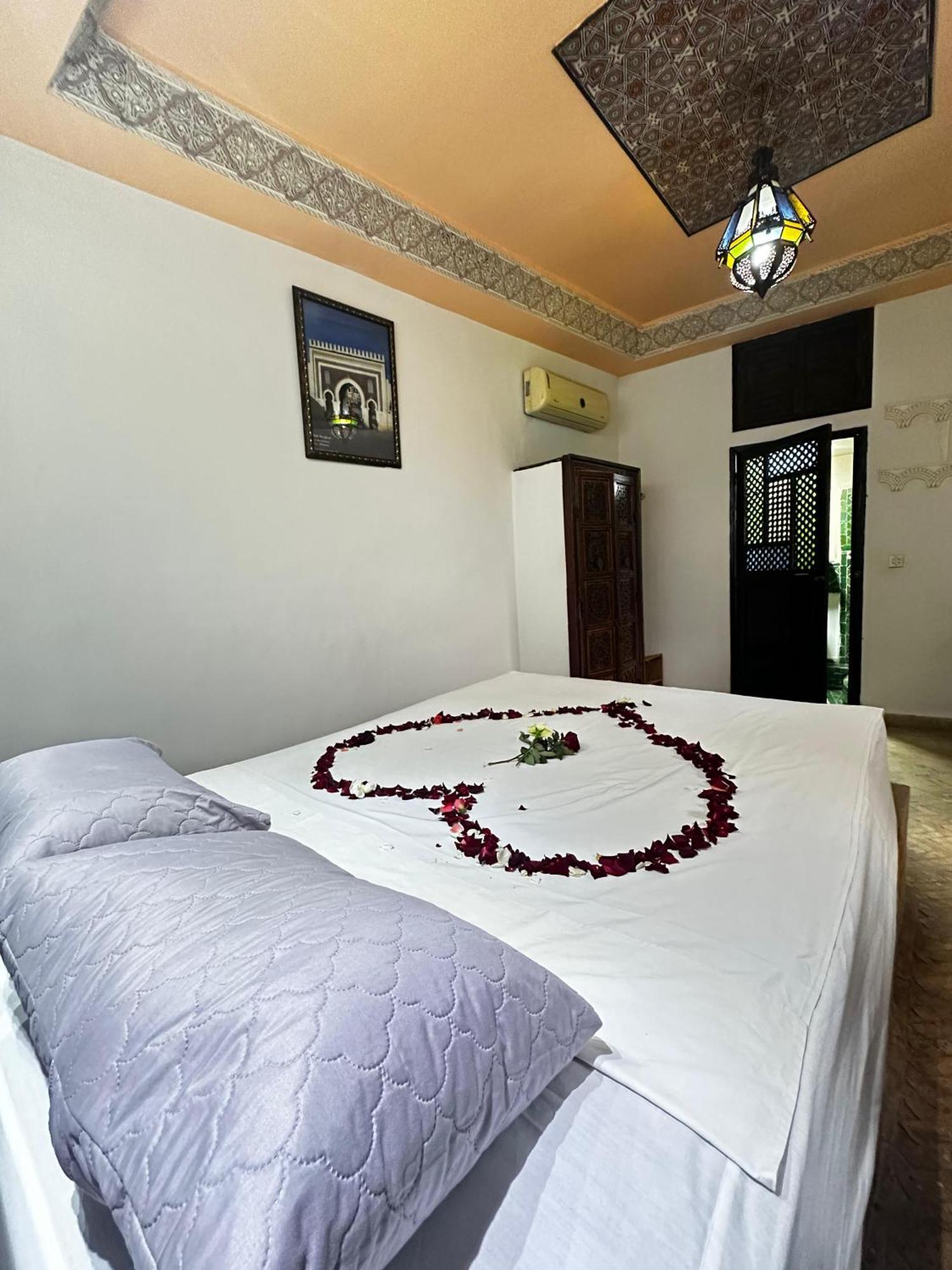 Riad Zohor Fes Exterior photo